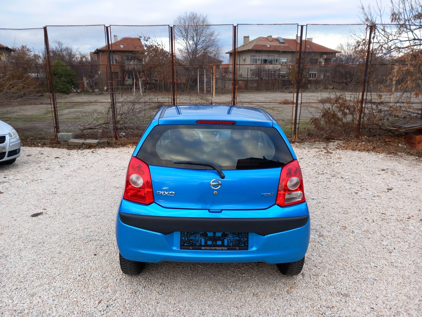 Nissan Pixo 1.0i климатик 68кс - изображение 4