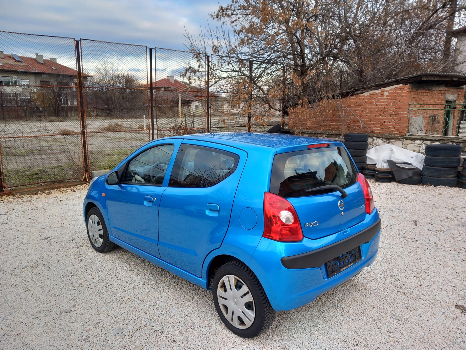 Nissan Pixo 1.0i климатик 68кс - изображение 5