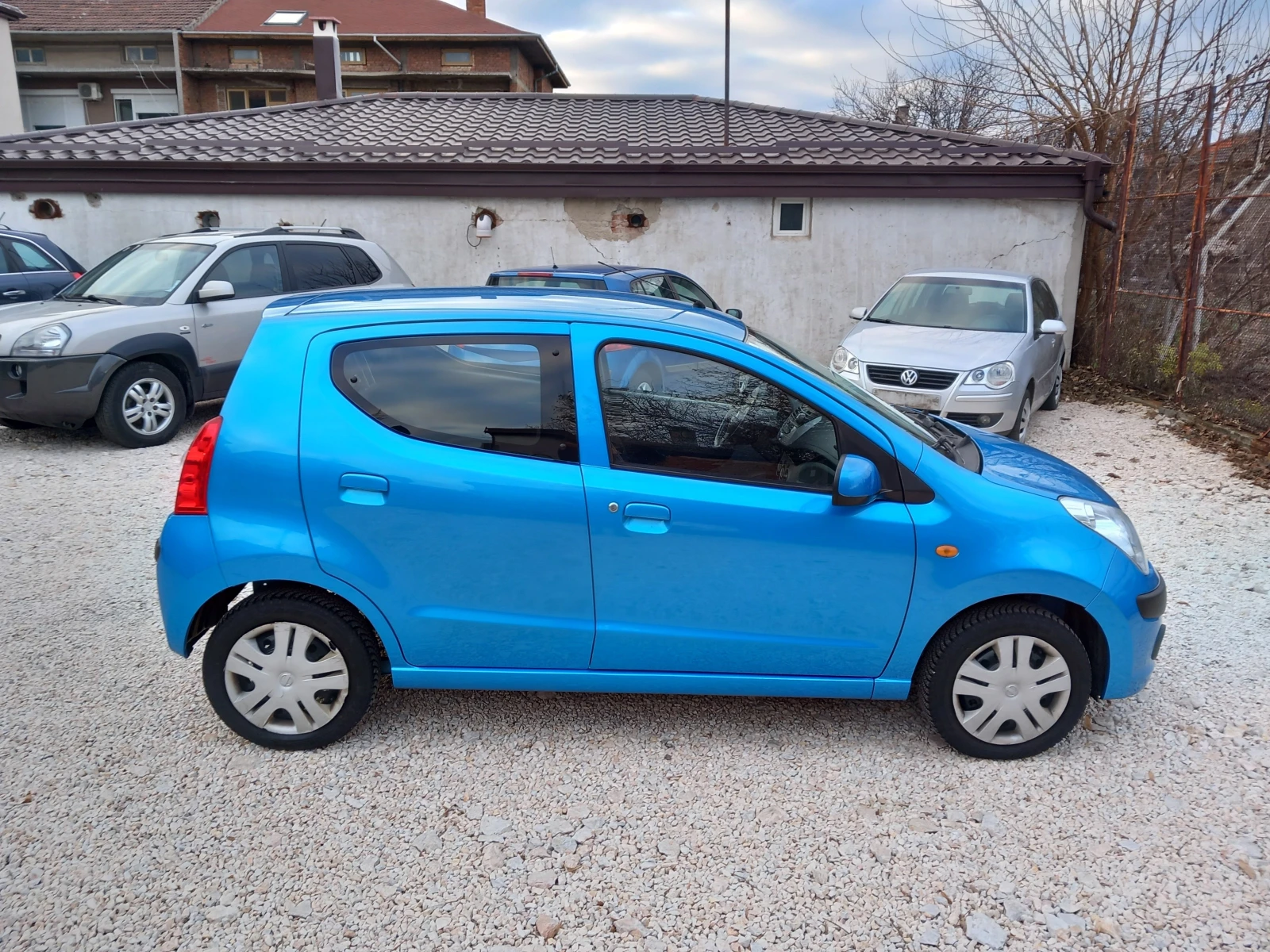 Nissan Pixo 1.0i климатик 68кс - изображение 2