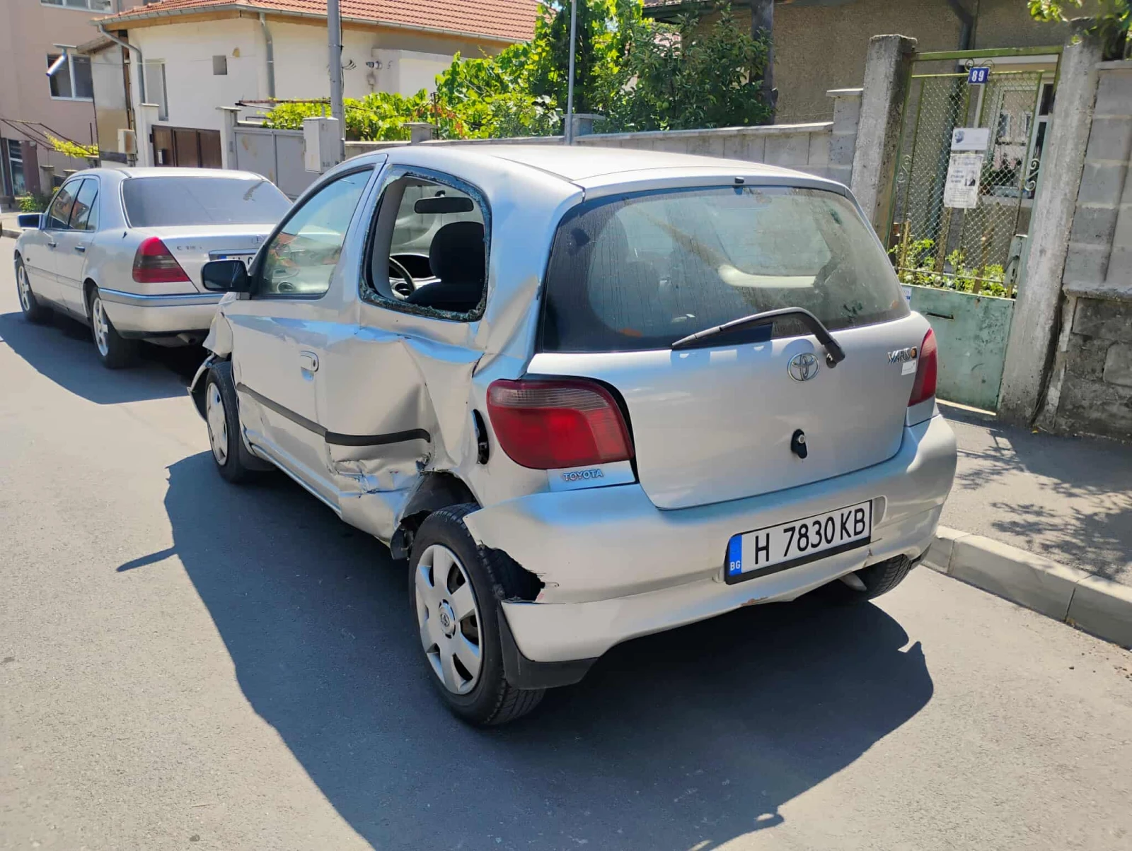 Toyota Yaris  - изображение 6