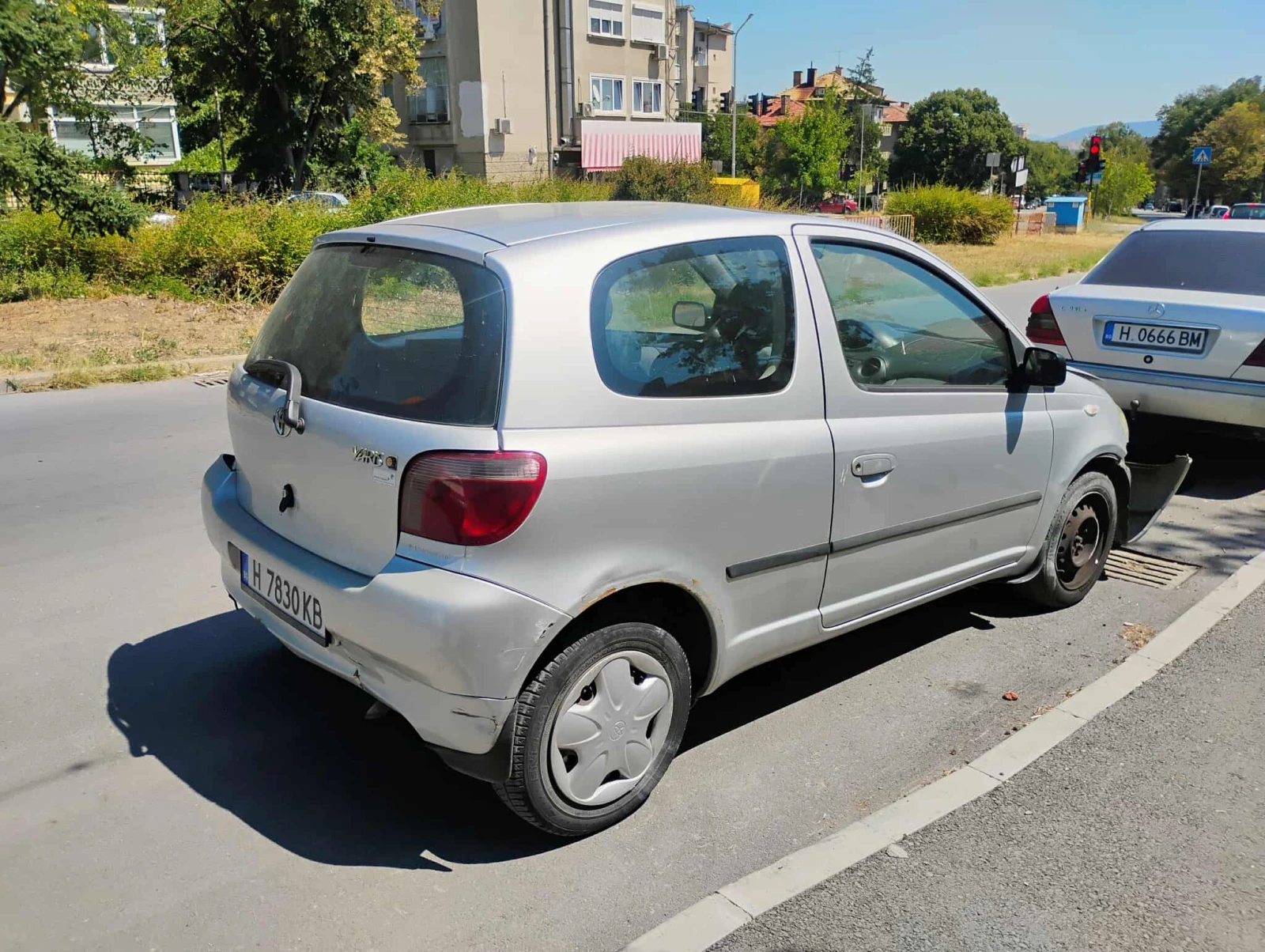 Toyota Yaris  - изображение 7