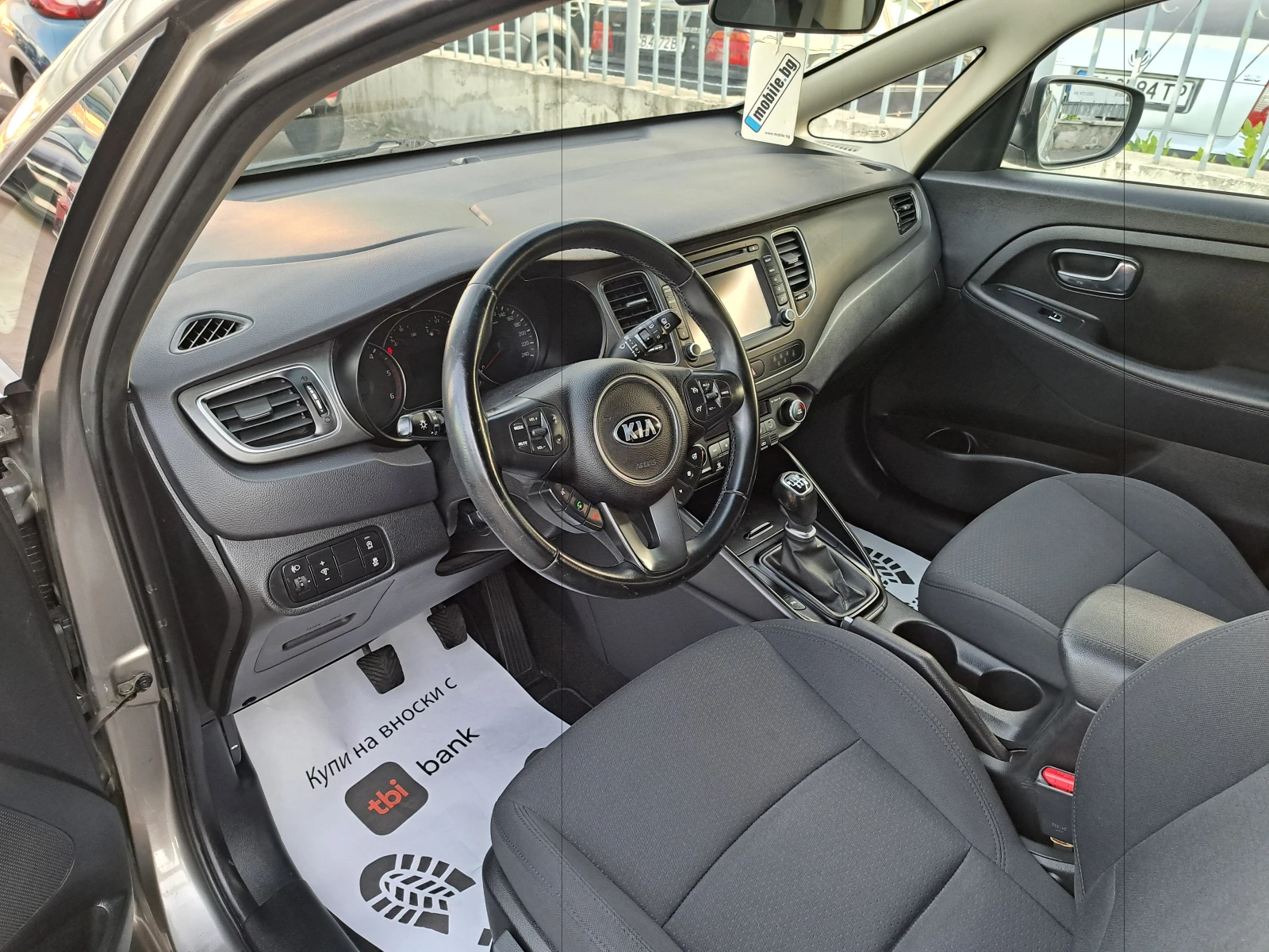 Kia Carens 1.7CRDI-135к.с--NAVI-CAMERA - изображение 5