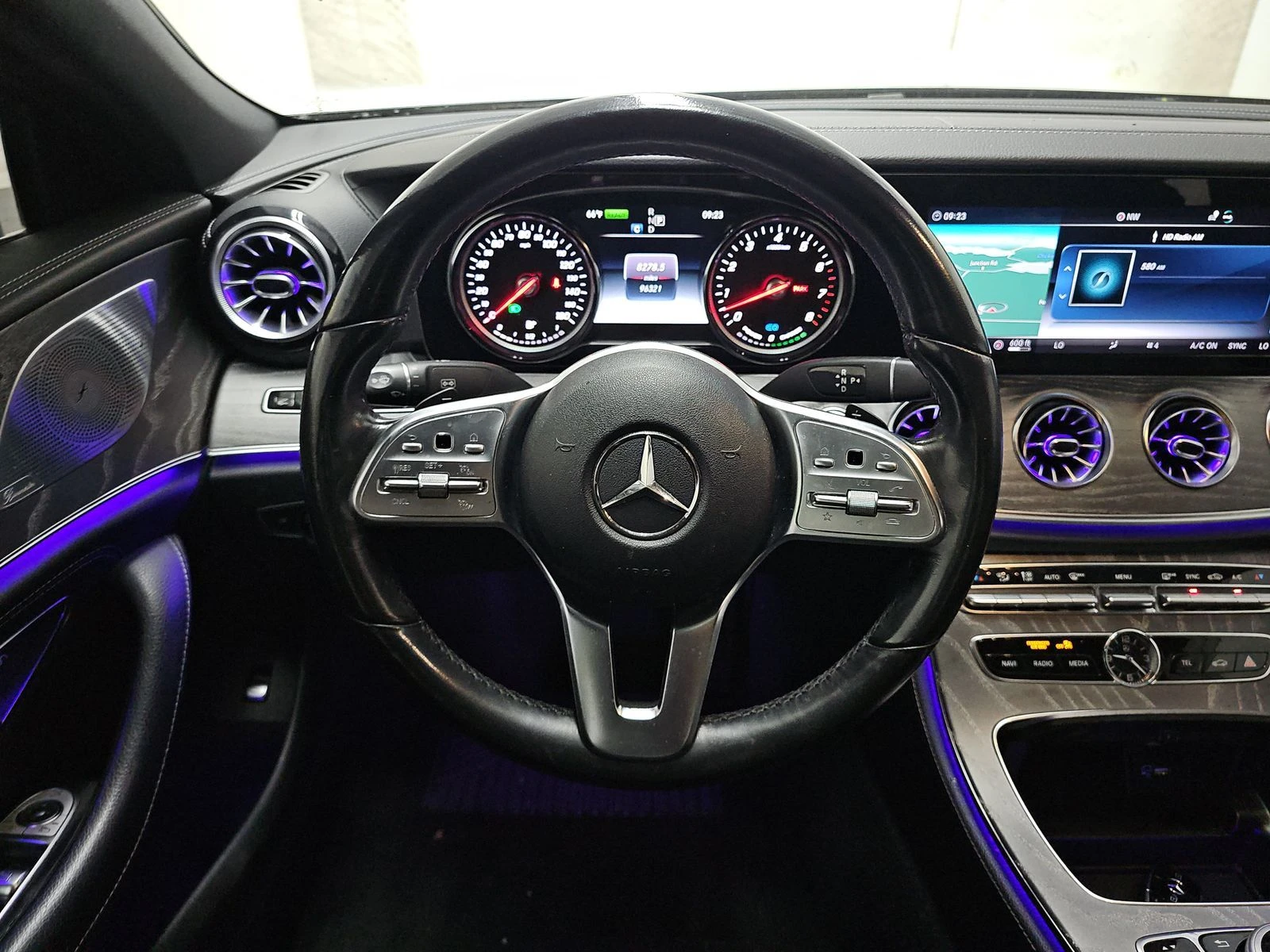 Mercedes-Benz CLS 450 AMG PACK* BURMASTER* ОБДУХ* 360* HEADUP* DESIGNO*  - изображение 7