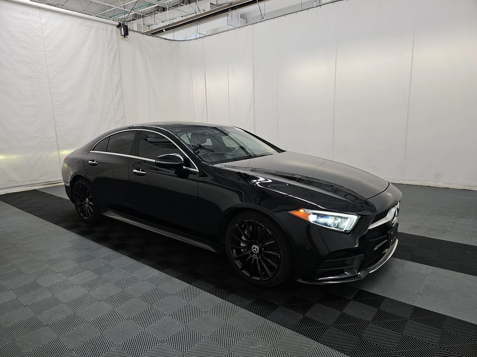 Mercedes-Benz CLS 450 AMG PACK* BURMASTER* ОБДУХ* 360* HEADUP* DESIGNO*  - изображение 3