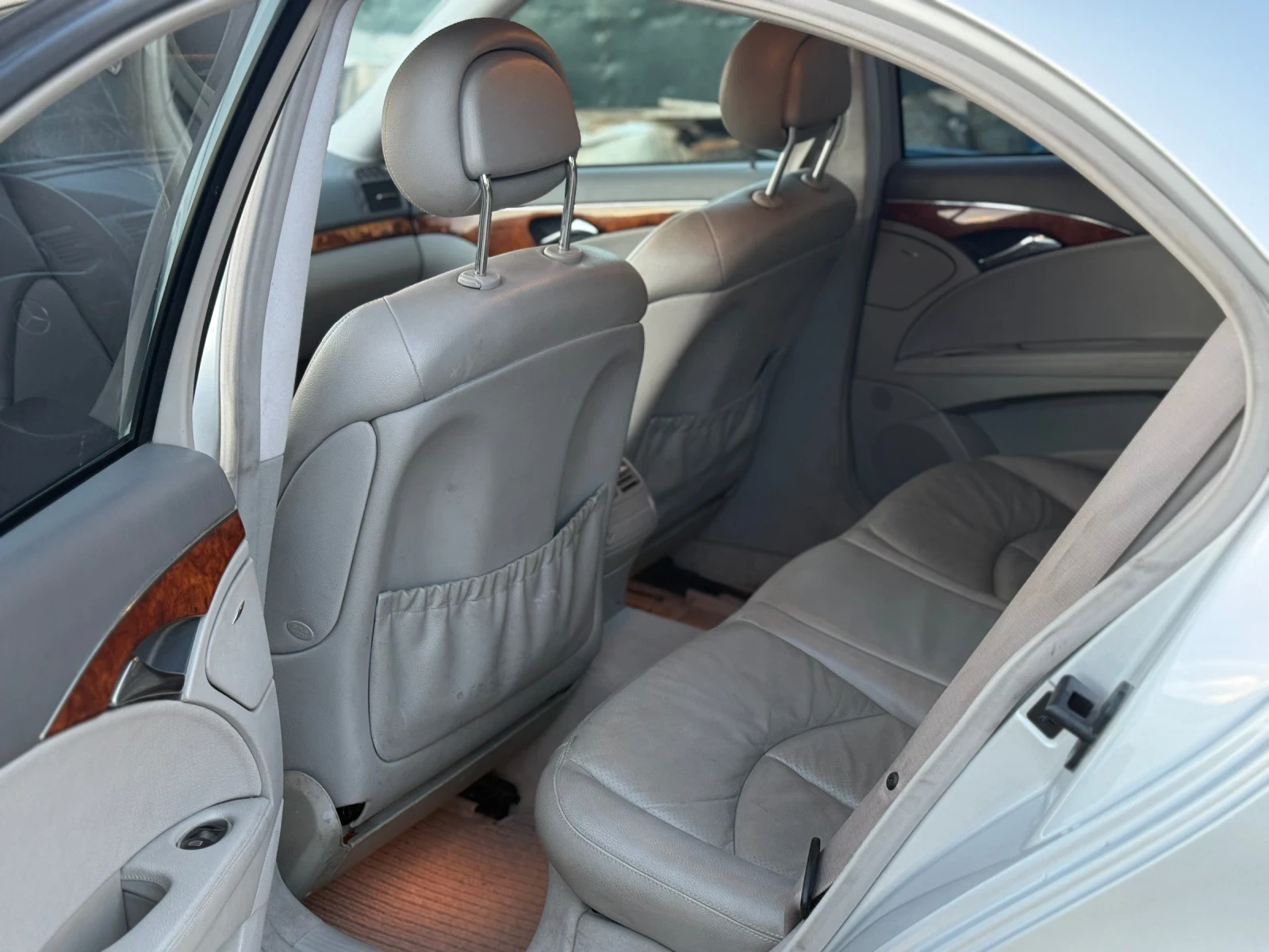 Mercedes-Benz E 220 Elegance  | Mobile.bg — изображение 9
