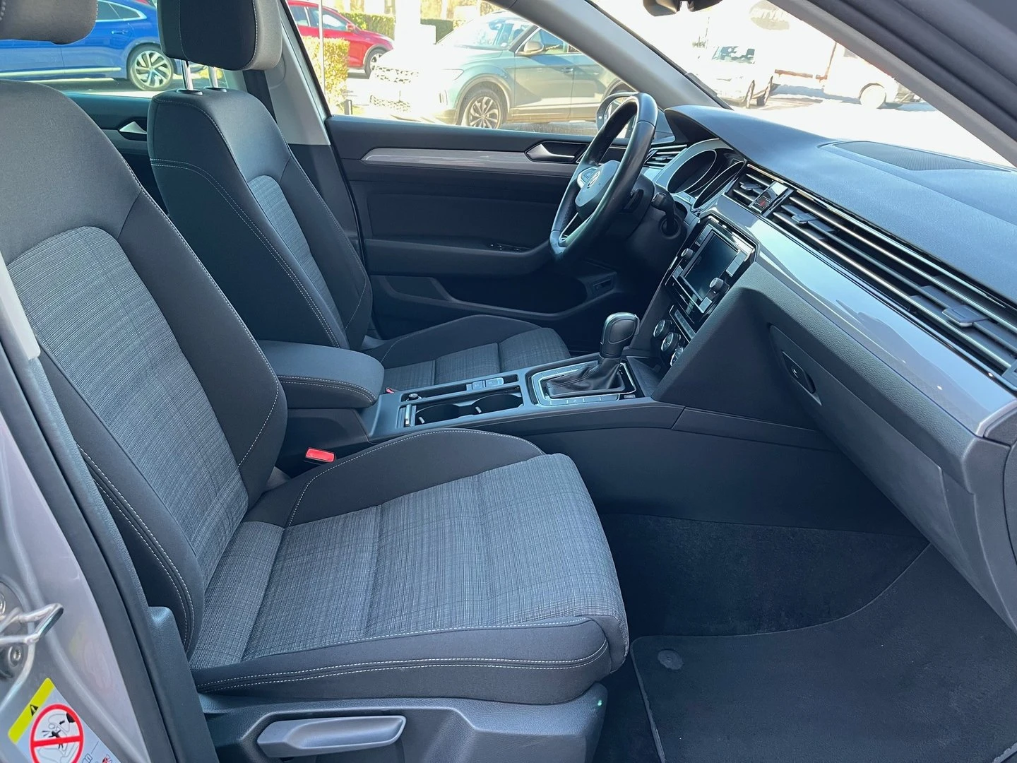 VW Passat Business 2.0 TDI SCR DSG | Mobile.bg � ����������� 7