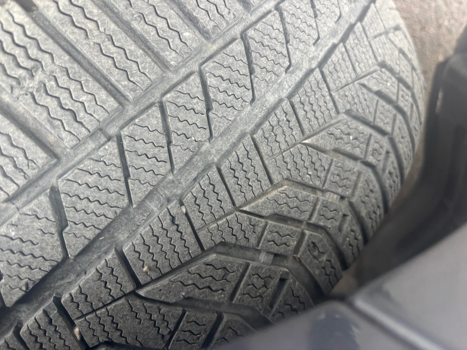 Mercedes-Benz E 250 4x4 2.5 cdi, снимка 16 - Автомобили и джипове - 53932270