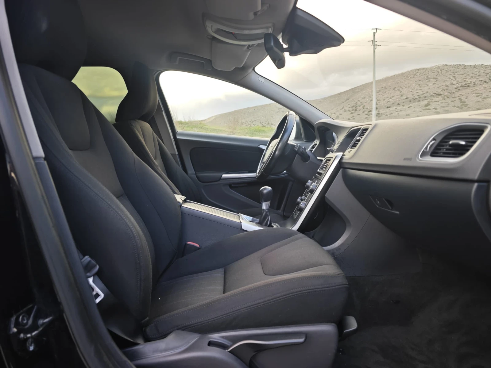 Volvo V60 * NAVI* EDITION* , снимка 14 - Автомобили и джипове - 54005582