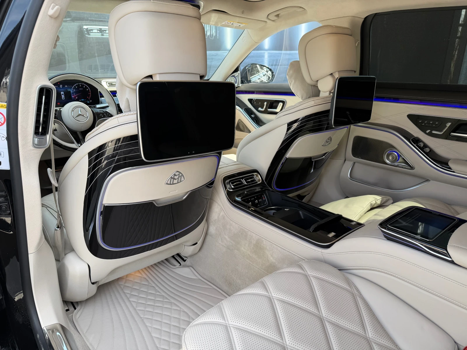 Mercedes-Benz S 580 MAYBACH, снимка 13 - Автомобили и джипове - 54080607