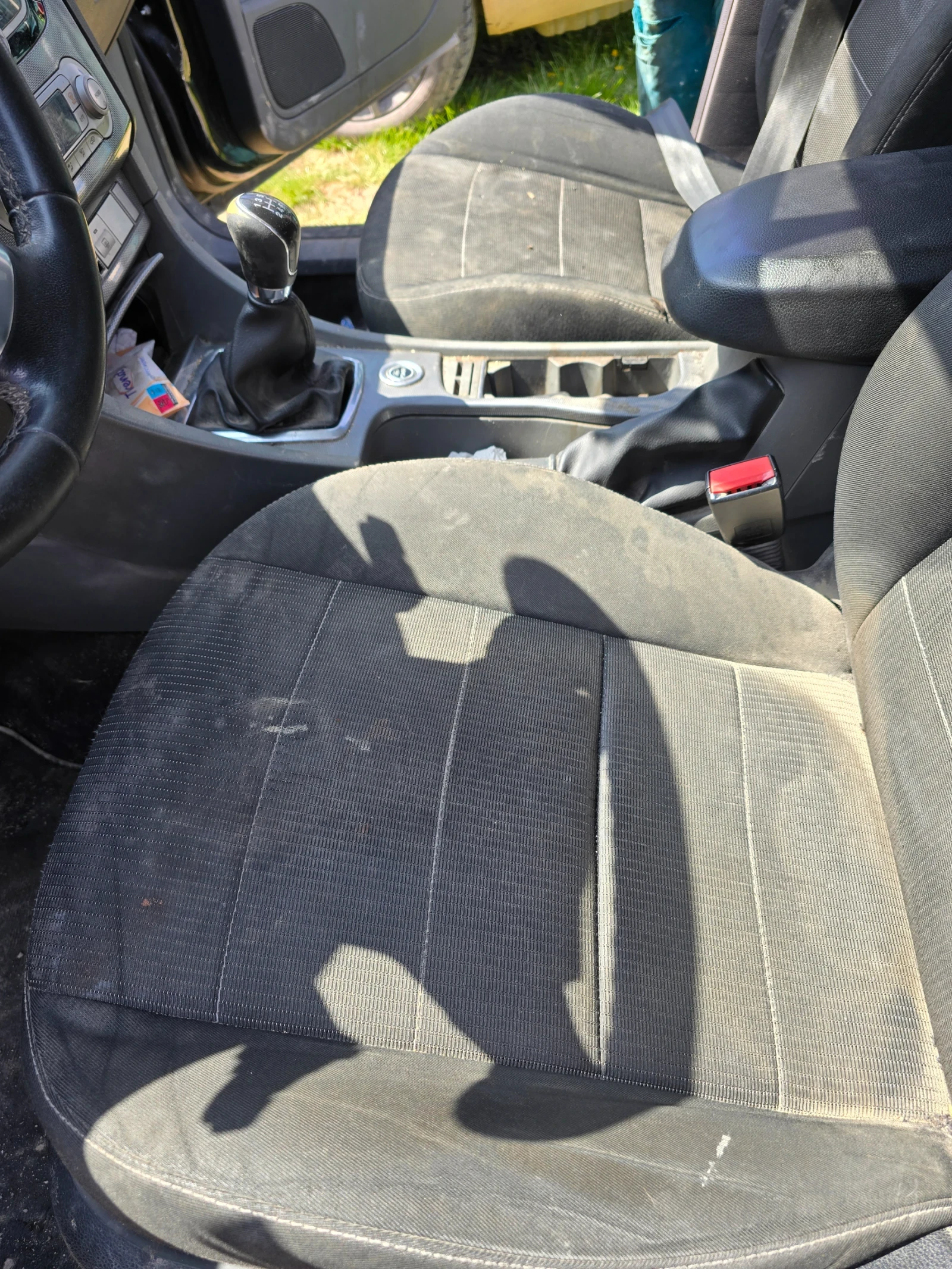 Ford Focus 1.6, снимка 9 - Автомобили и джипове - 54185608