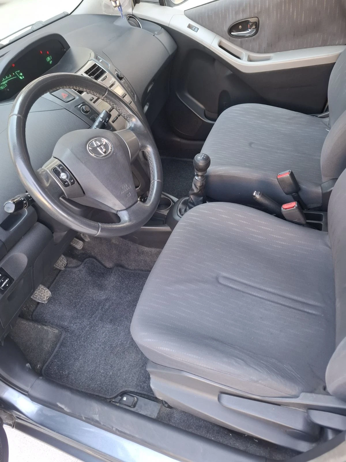 Toyota Yaris 1.4 D4D - facelift   | Mobile.bg � ����������� 13