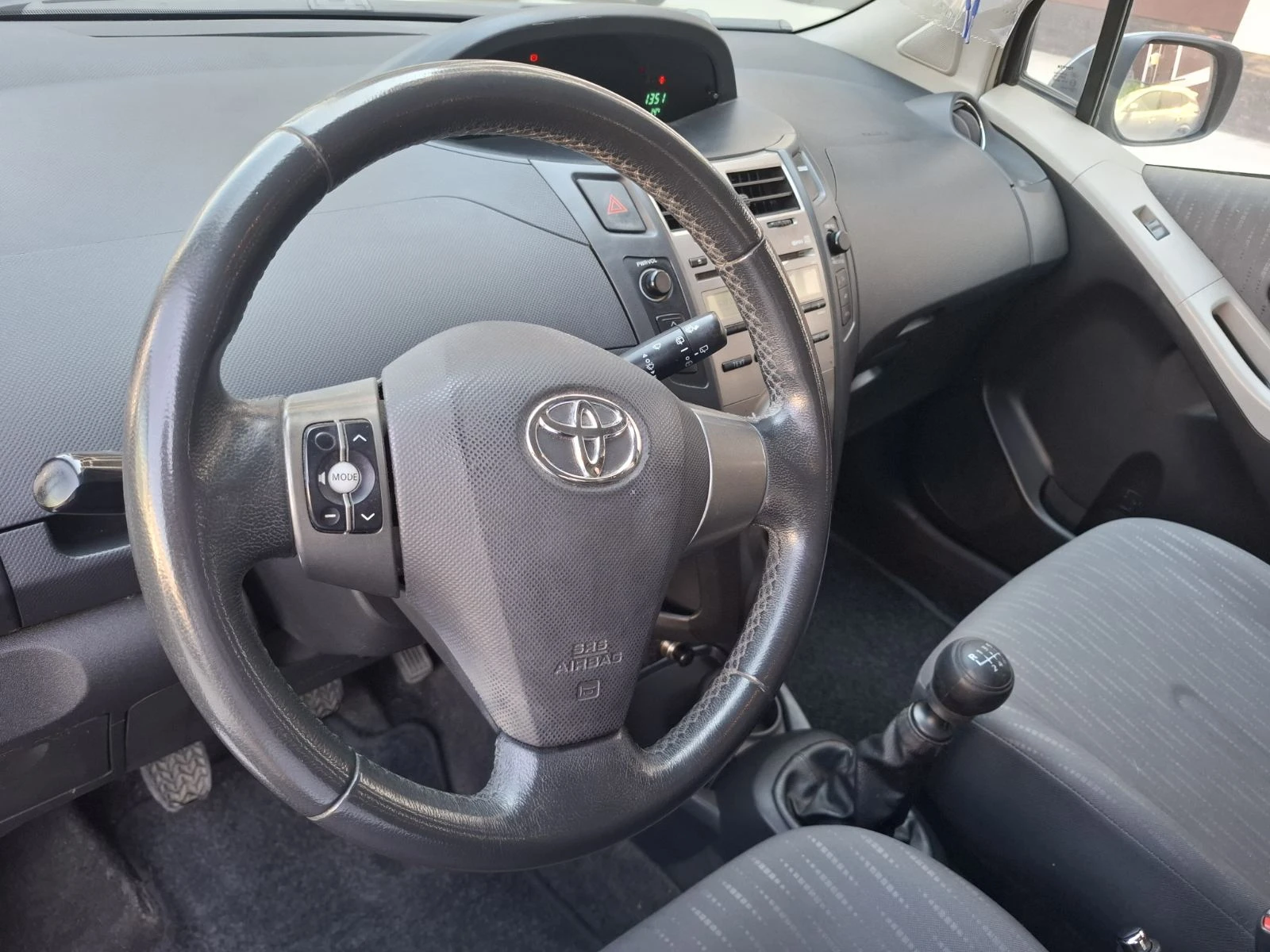 Toyota Yaris 1.4 D4D - facelift   | Mobile.bg � ����������� 14