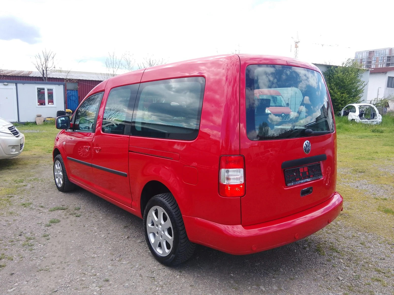 VW Caddy 1.9TDI-105-DSG-LIFE-MAXI-GERMANY-7МЕСТА, снимка 4 - Автомобили и джипове - 54511577