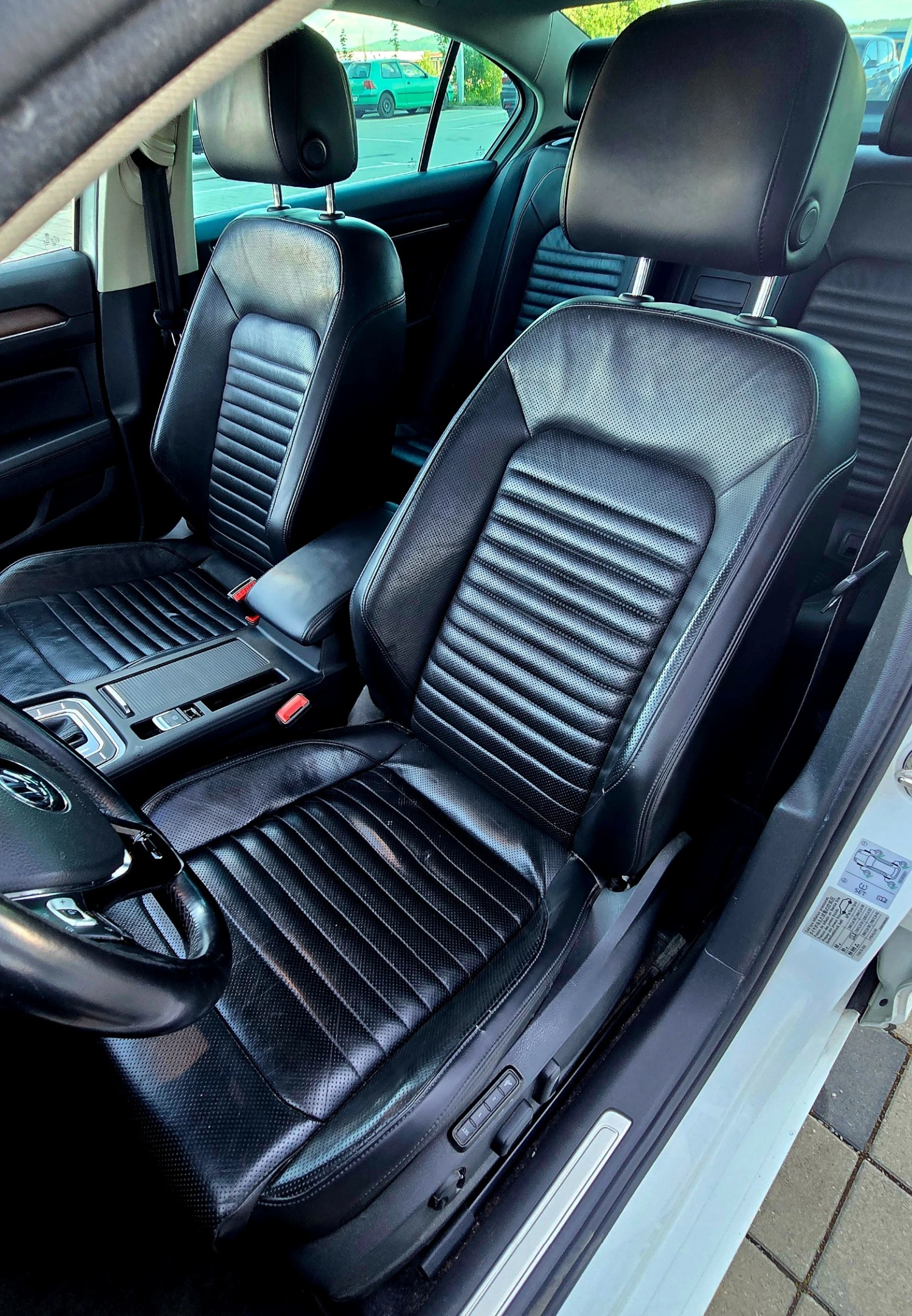 VW Passat * DSG * 1.8 TSI * КОЖА * РЕАЛНИ КМ *  FULL, снимка 10 - Автомобили и джипове - 54692265