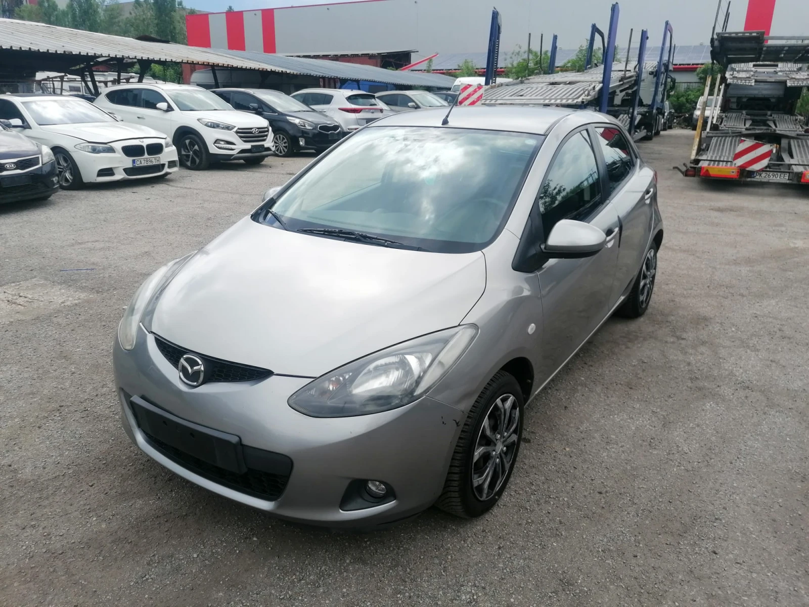 Mazda 2 1.3 75кс / Газ-Бензин / Клима, снимка 3 - Автомобили и джипове - 54739230