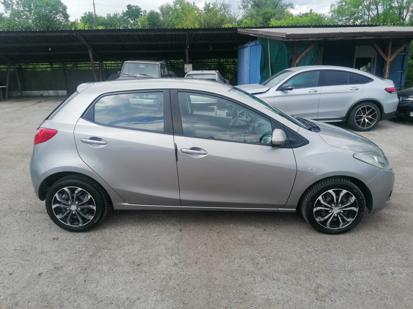 Mazda 2 1.3 75кс / Газ-Бензин / Клима, снимка 7 - Автомобили и джипове - 54739230