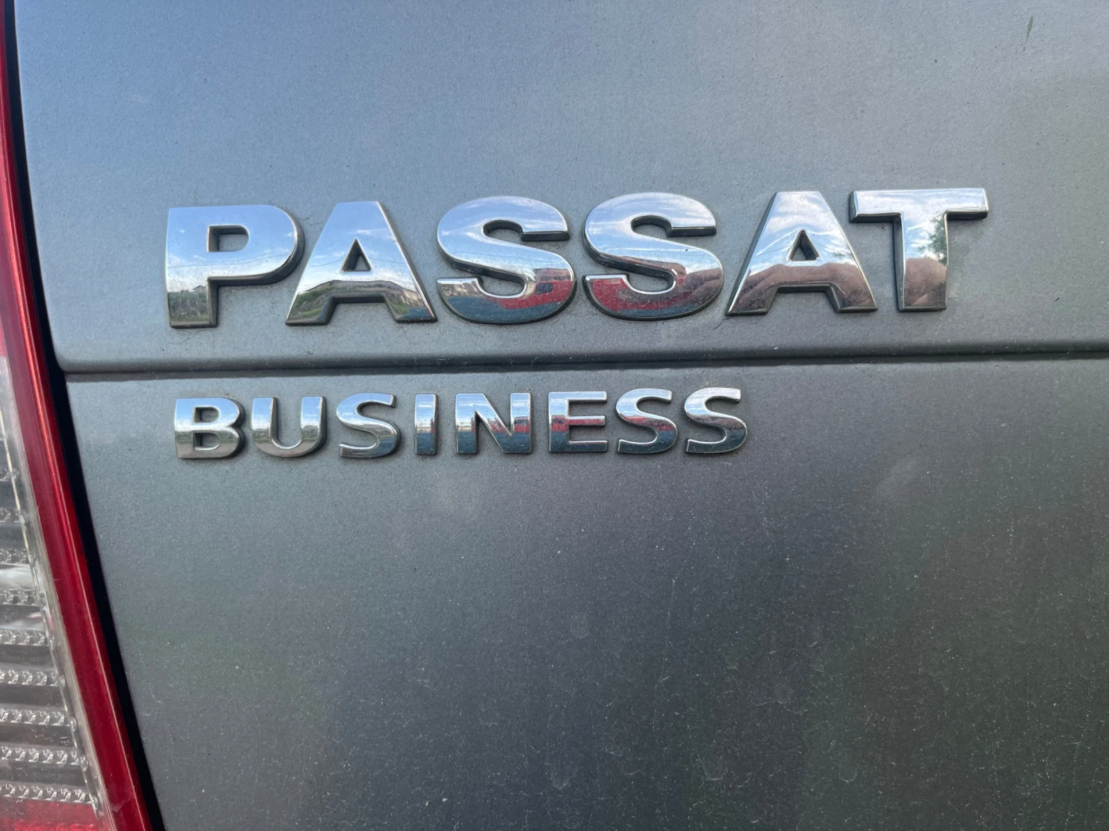 VW Passat 131 TDI, снимка 15 - Автомобили и джипове - 54825910