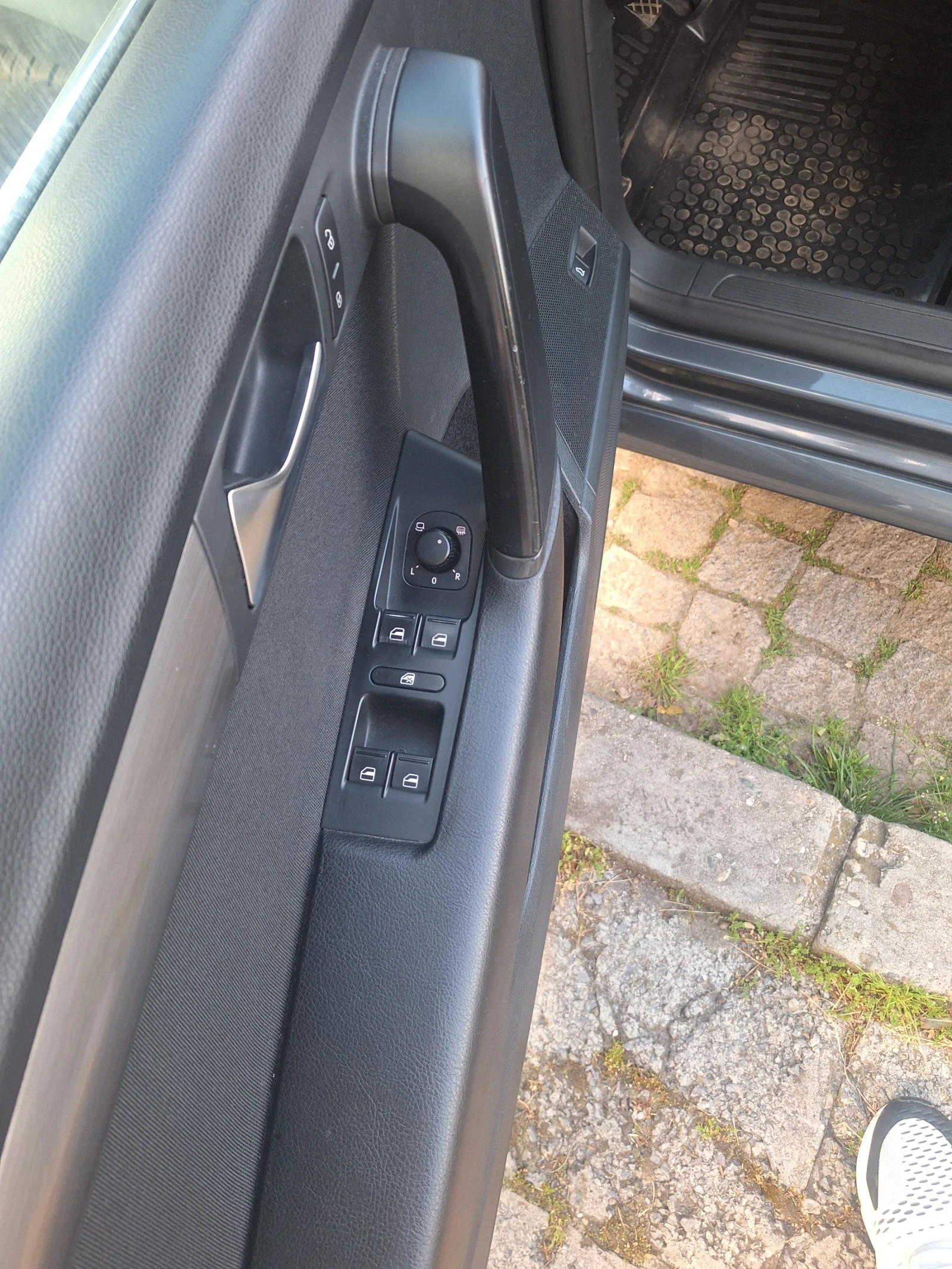 VW Passat, снимка 11 - Автомобили и джипове - 54857988