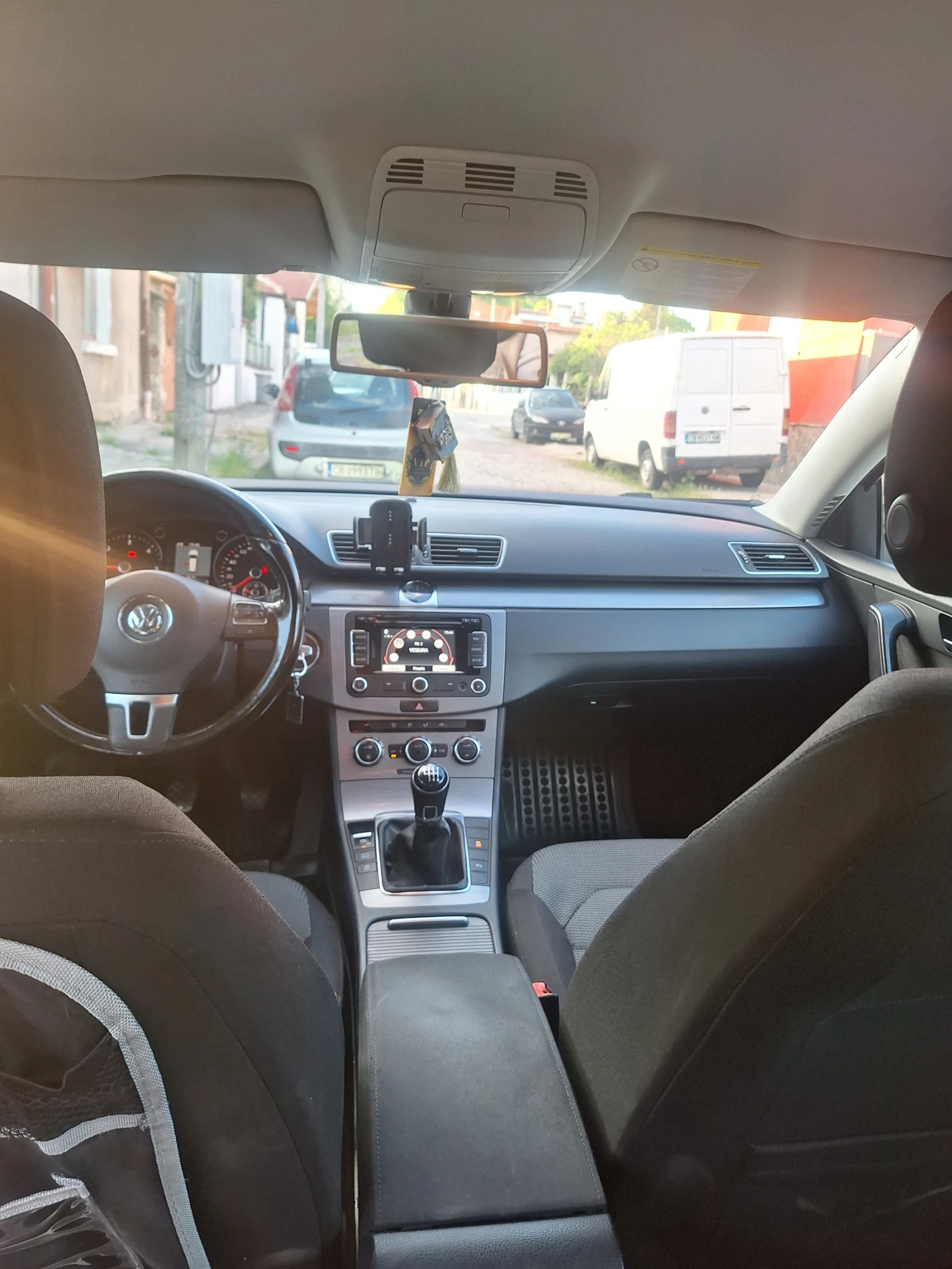 VW Passat, снимка 14 - Автомобили и джипове - 54857988