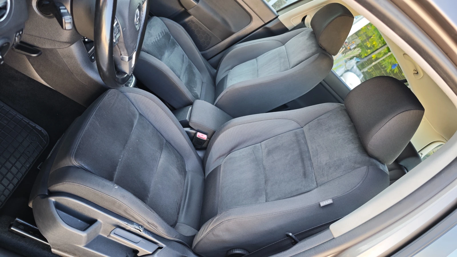 VW Golf Plus ПОДАРЪК ВТОРИ НОВИ ГУМИ/ВСИЧКО ПЛАТЕНО/ОБСЛУЖЕН, снимка 15 - Автомобили и джипове - 54956244