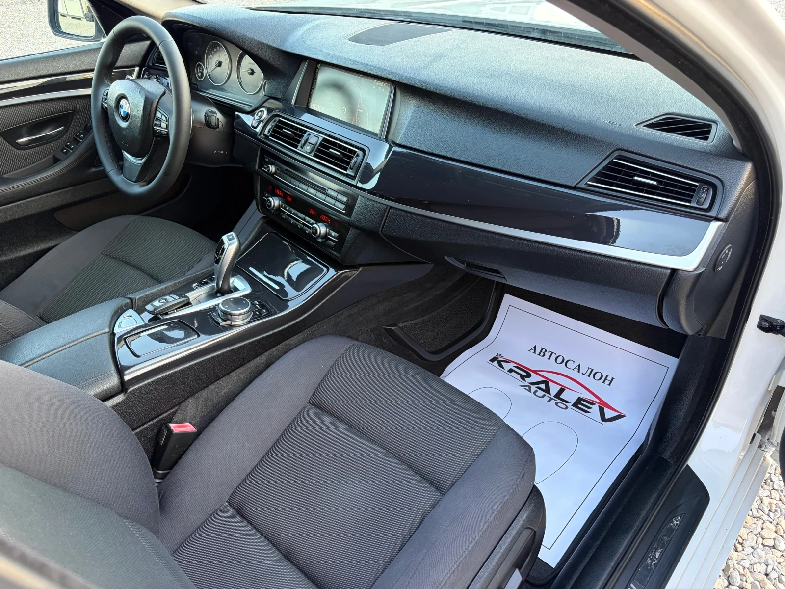 BMW 520 X-drive EURO6, снимка 14 - Автомобили и джипове - 55296992