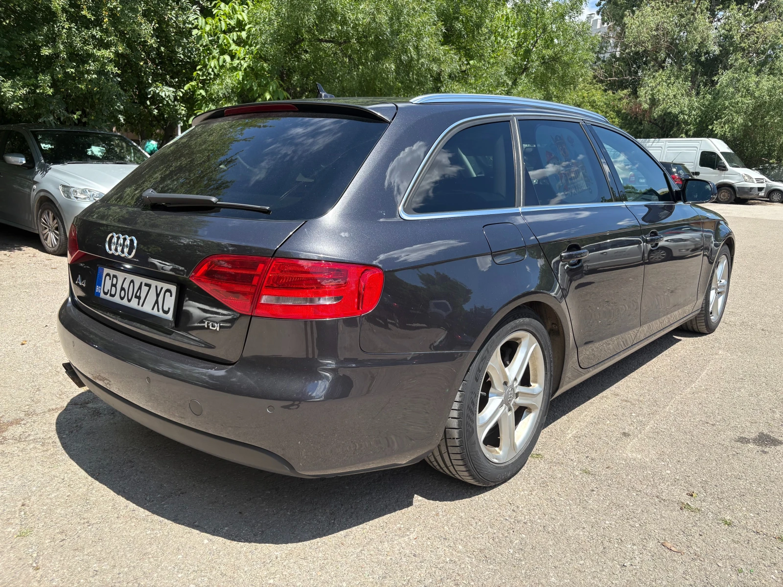 Audi A4 2.0 TDI, снимка 6 - Автомобили и джипове - 55303936