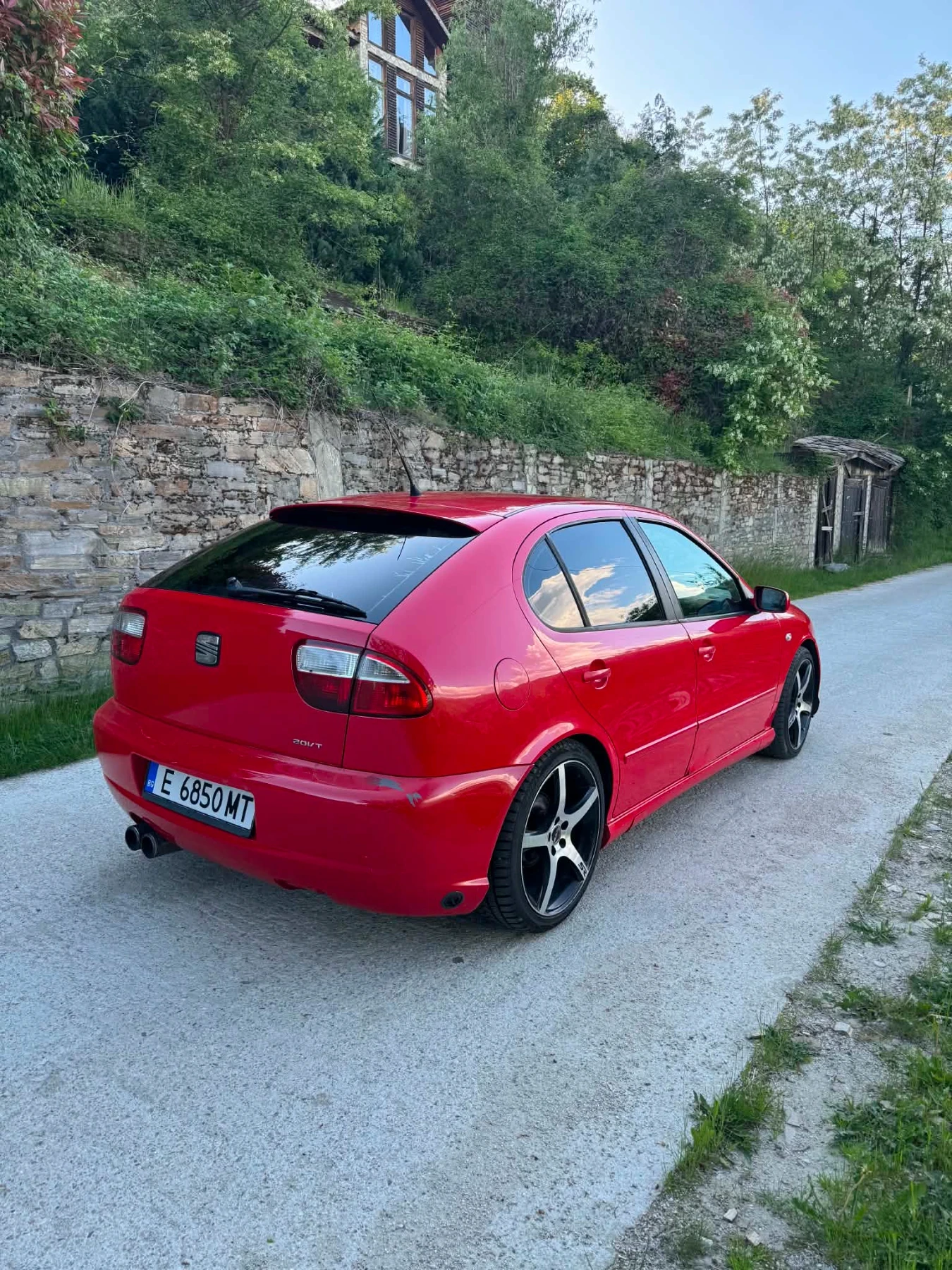 Seat Leon 1.8t, снимка 2 - Автомобили и джипове - 55332805