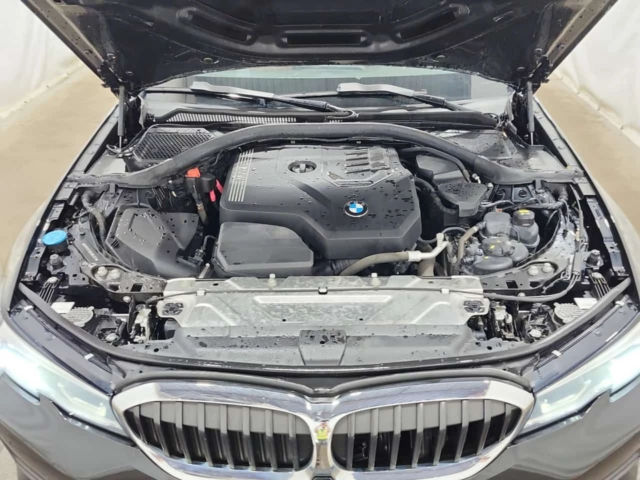 BMW 330 I XDRIVE / Memory / Blind Spot / АВТОКРЕДИТ , снимка 16 - Автомобили и джипове - 55429412