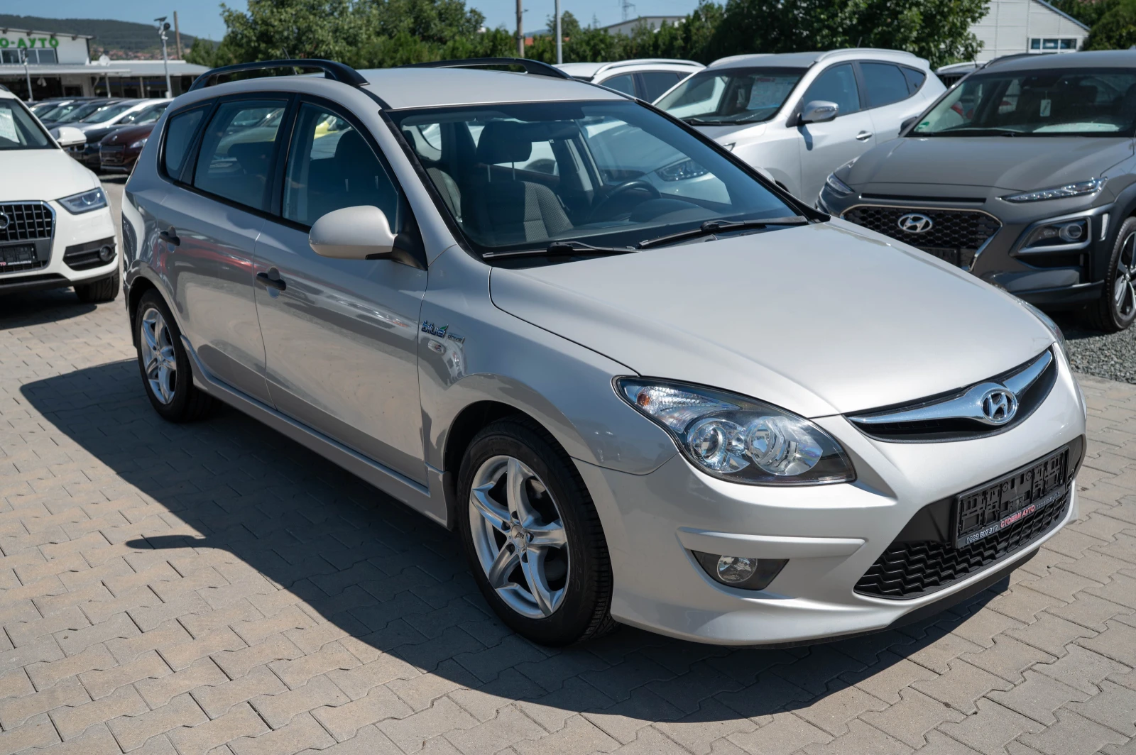 Hyundai I30 1.4i* бензин* фейслифт, снимка 5 - Автомобили и джипове - 55500729
