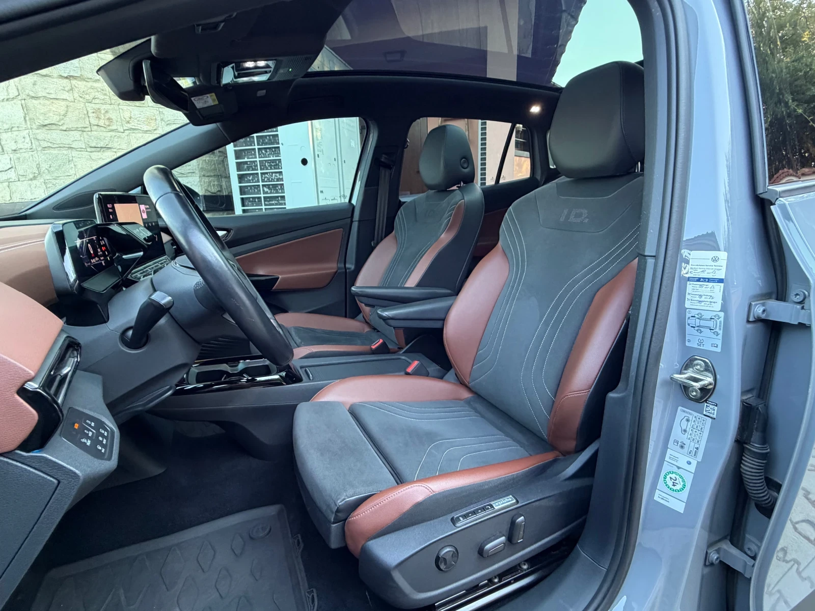 VW ID.4 82kw/PRO/Memory/Pano/360/HeadUp/83х.км, снимка 5 - Автомобили и джипове - 55803340
