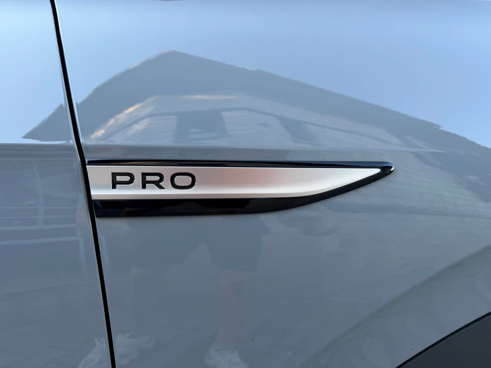 VW ID.4 82kw/PRO/Memory/Pano/360/HeadUp/83х.км, снимка 14 - Автомобили и джипове - 55803340