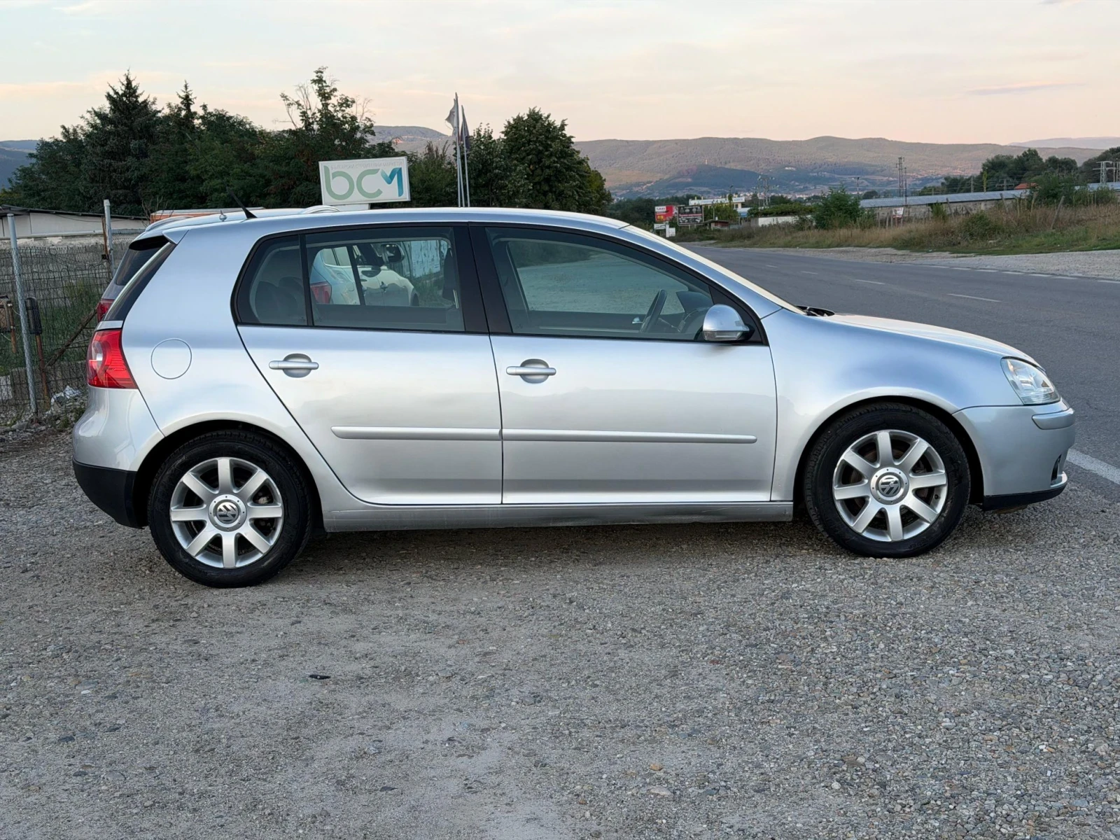 VW Golf 1.9 tdi 105 k.c. 6 ck.Nighline  | Mobile.bg � ����������� 6