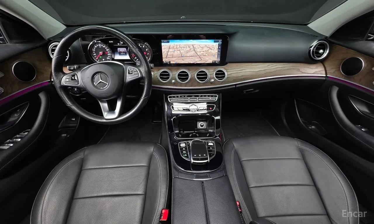 Mercedes-Benz E 300 * E300 4MATIC Exclusive Standard * ЦЕНА ДО БГ, снимка 7 - Автомобили и джипове - 55937527