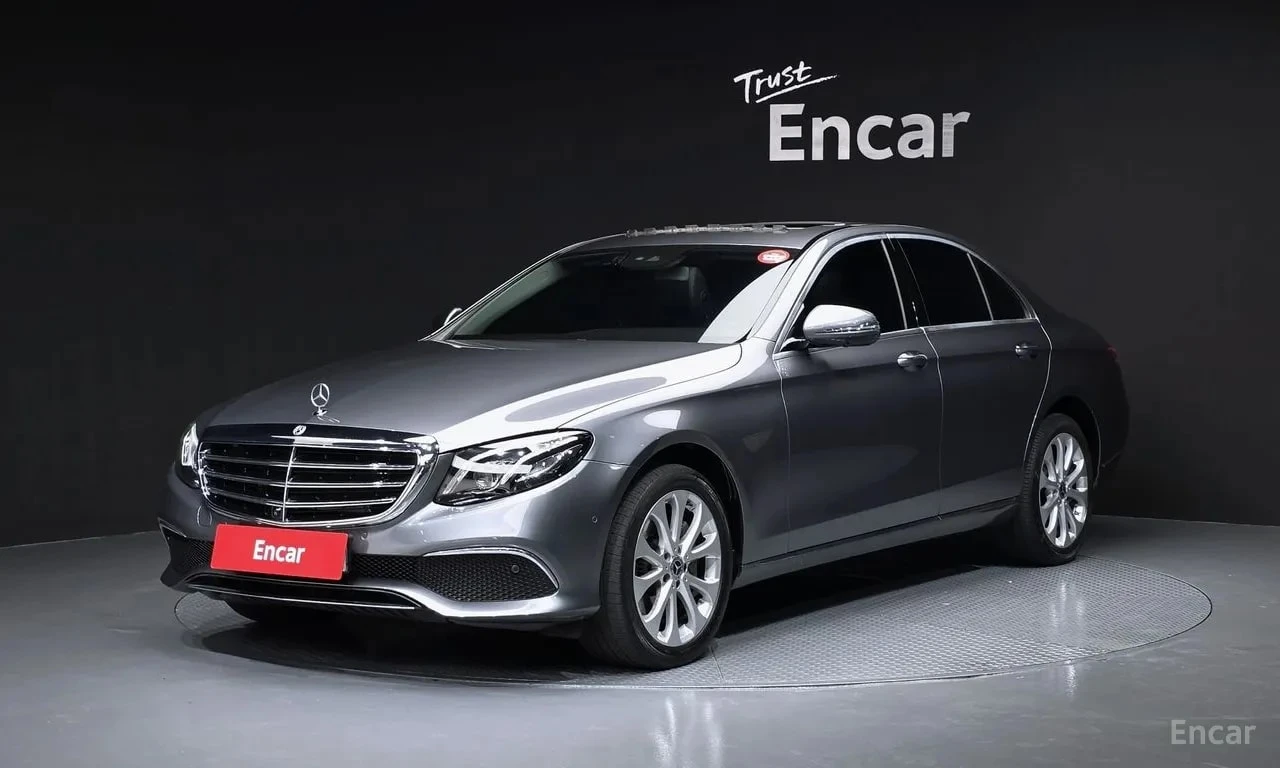 Mercedes-Benz E 300 * E300 4MATIC Exclusive Standard * ЦЕНА ДО БГ