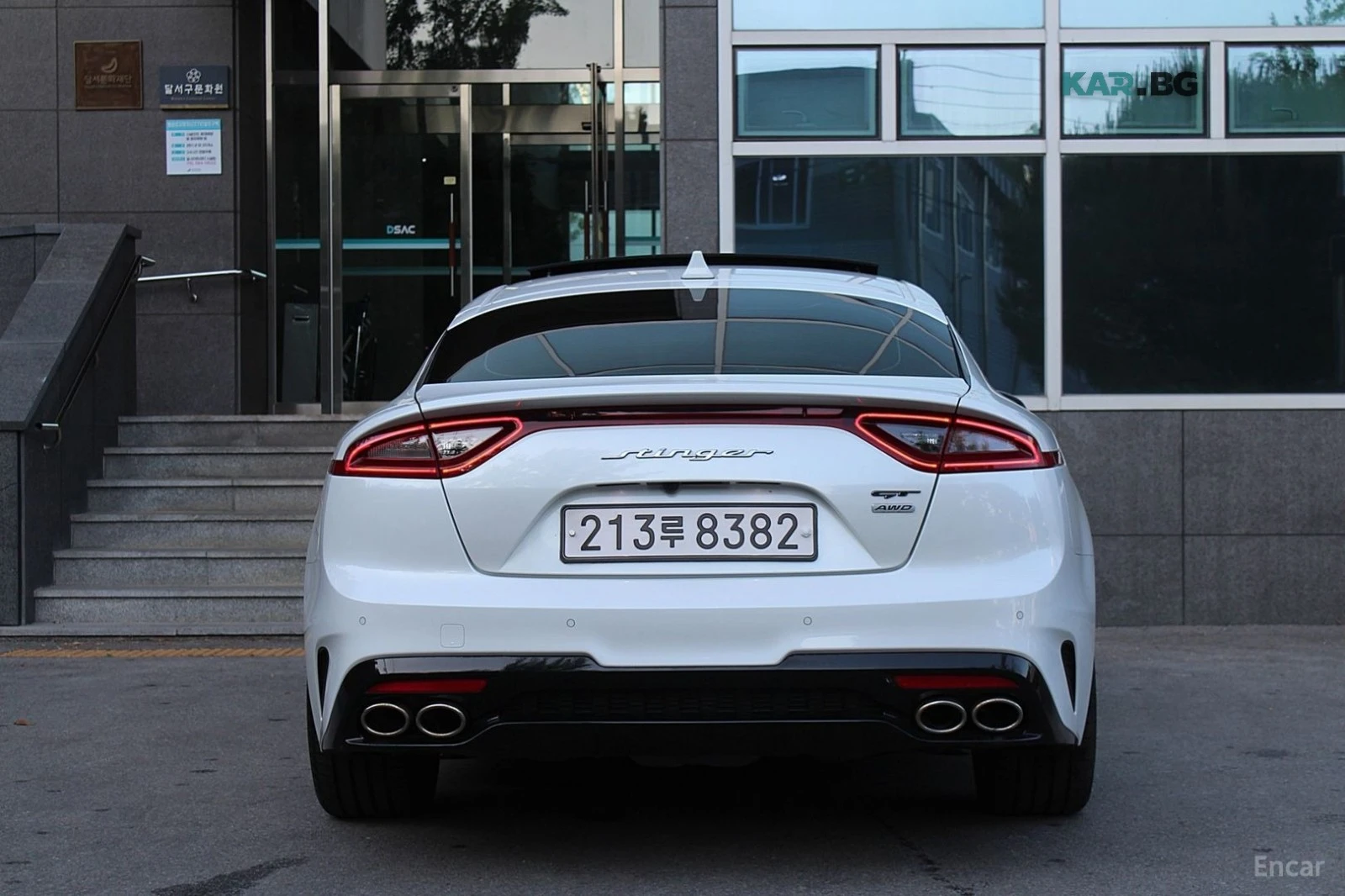 Kia Stinger 3.3 GT TURBO* ОБДУХ* AWD* 360* HUD* , снимка 4 - Автомобили и джипове - 55953466