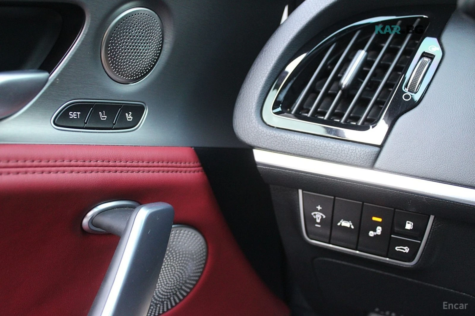 Kia Stinger 3.3 GT TURBO* ОБДУХ* AWD* 360* HUD* , снимка 12 - Автомобили и джипове - 55953466