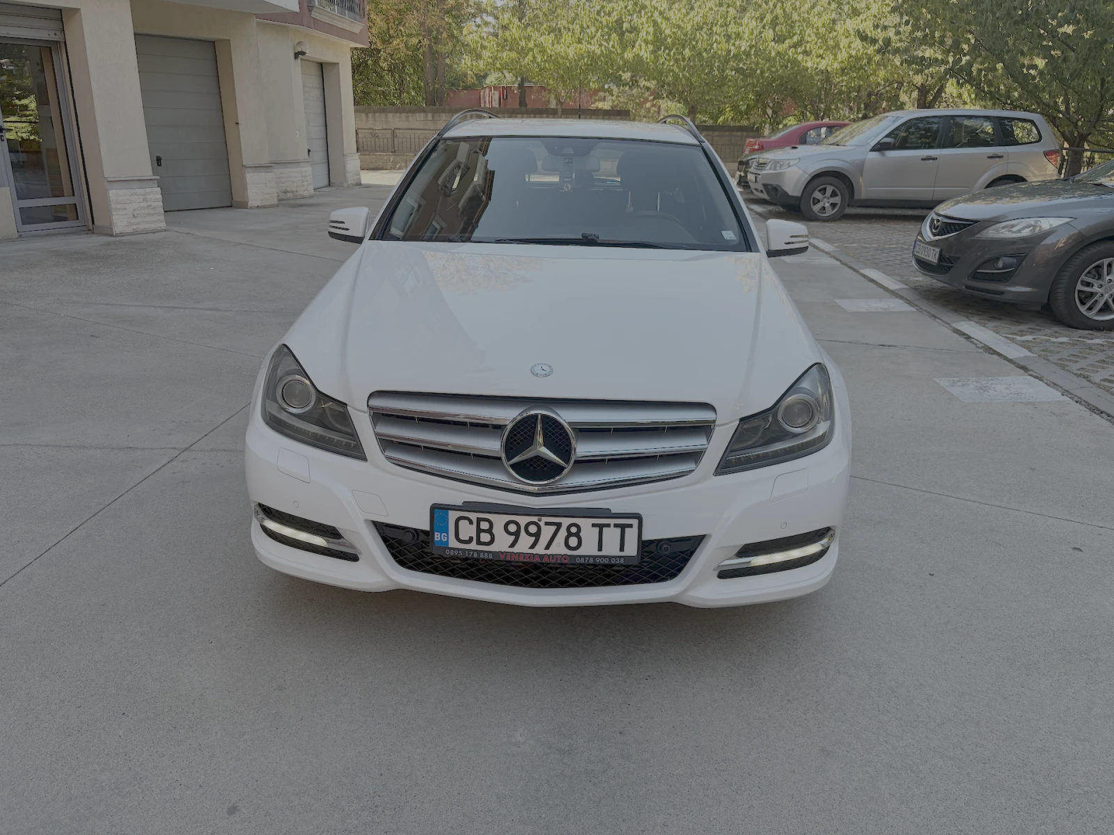 Mercedes-Benz C 220 Facelift, снимка 3 - Автомобили и джипове - 56074319