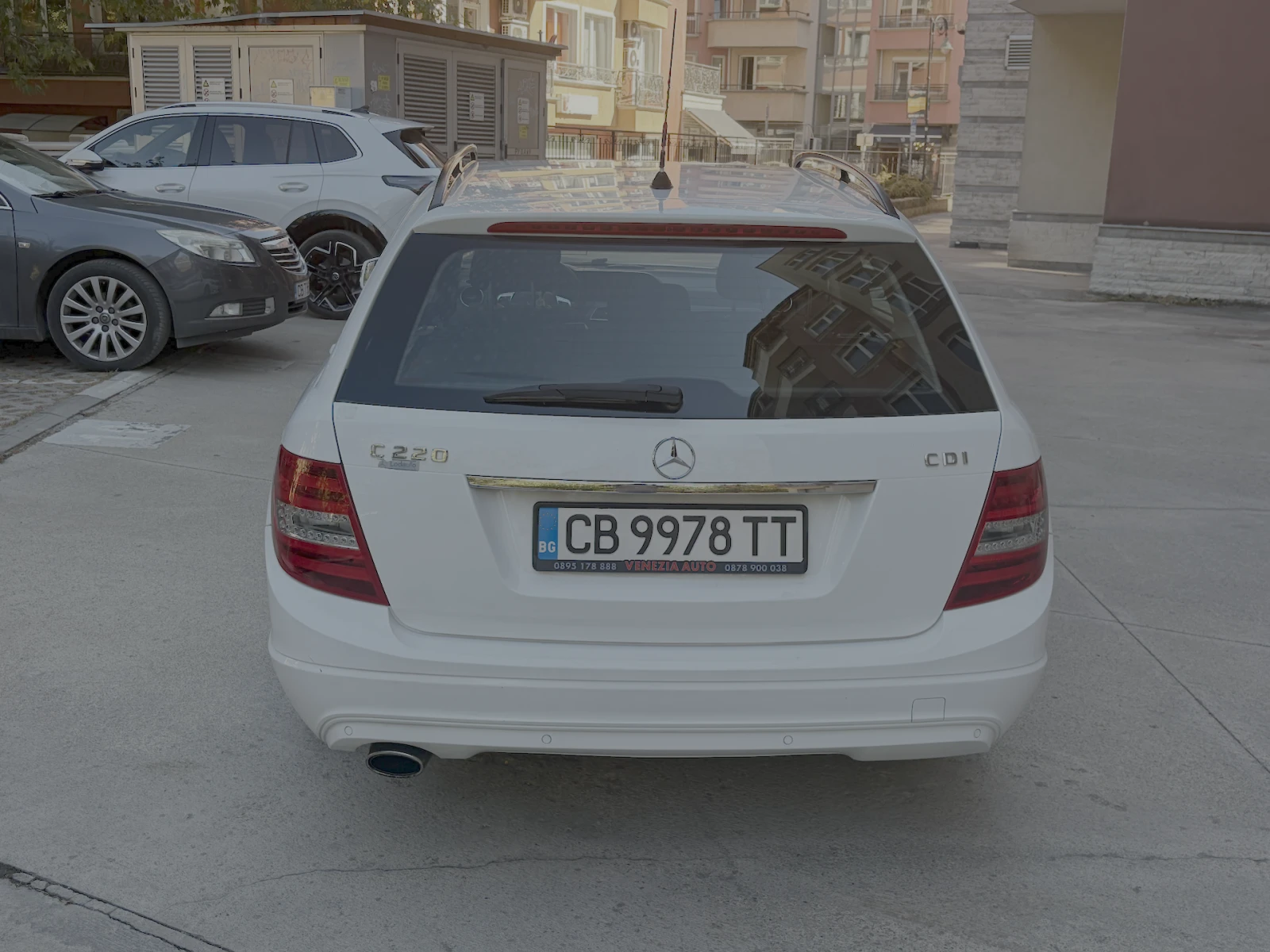 Mercedes-Benz C 220 Facelift, снимка 5 - Автомобили и джипове - 56074319