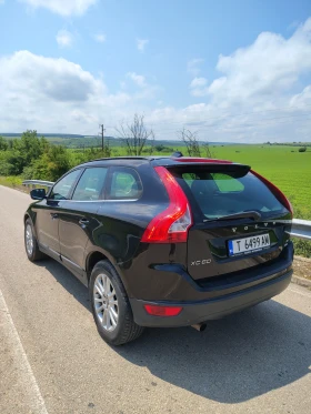 Volvo XC60 2.4 D5 / 4х4 / Автоматик / Кожа, снимка 3
