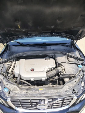 Volvo XC60 2.4 D5 / 4х4 / Автоматик / Кожа, снимка 13