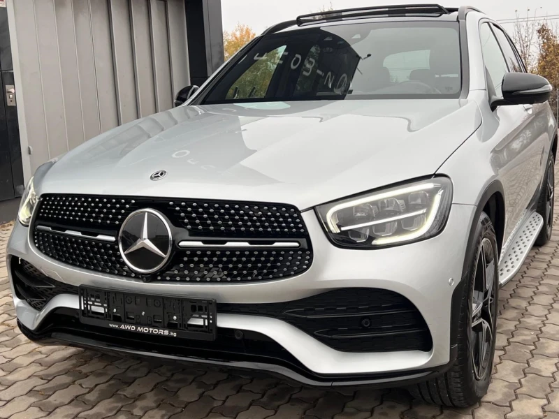 Mercedes-Benz GLC 300 AMGпакет Сервизна книж. Панорама Камери360 CarPlay, снимка 1 - Автомобили и джипове - 47988924