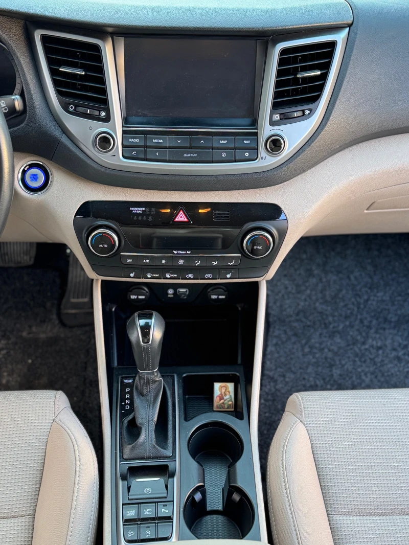 Hyundai Tucson 1.7 CRDi keyless/ 2018, снимка 11 - Автомобили и джипове - 52845986