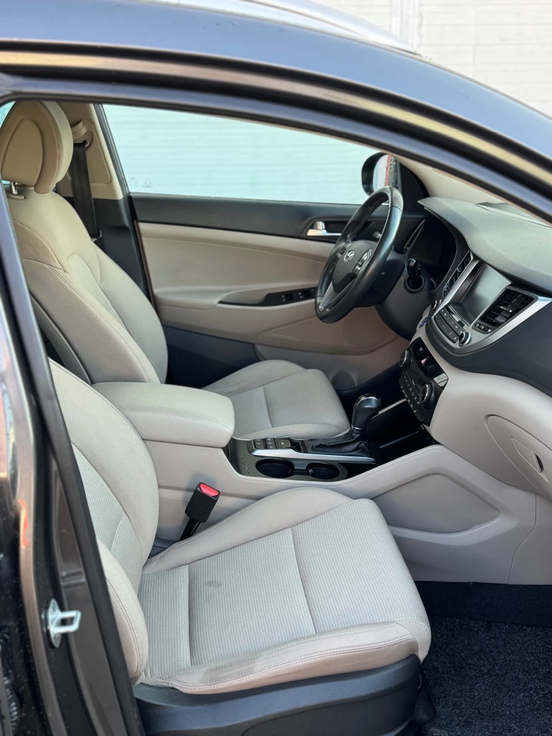 Hyundai Tucson 1.7 CRDi keyless/ 2018, снимка 9 - Автомобили и джипове - 52845986