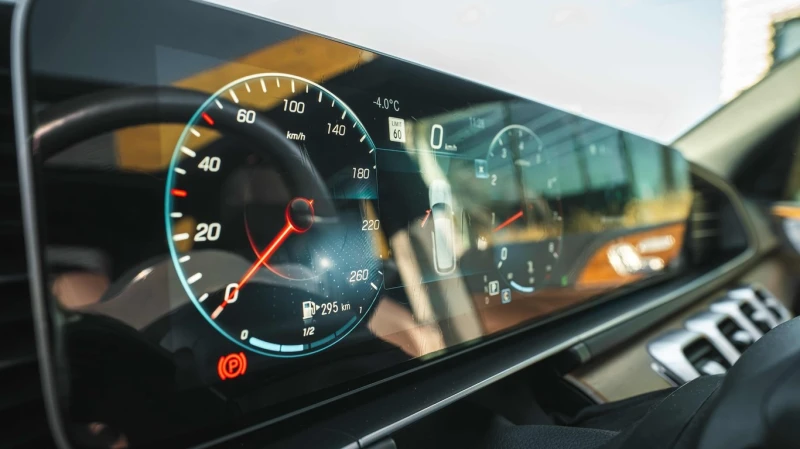 Mercedes-Benz GLE 350 * CARFAX * ФИНАНСИРАНЕ * , снимка 17 - Автомобили и джипове - 53027028