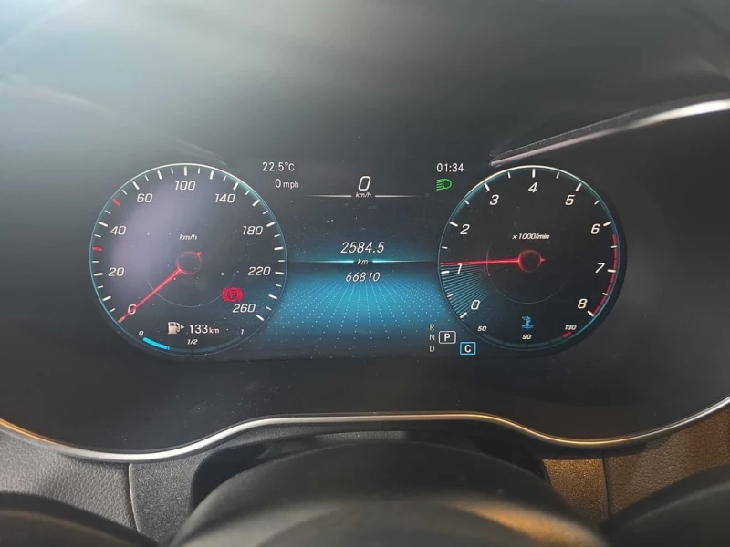 Mercedes-Benz GLC 300 * CARFAX * ПОДГРЕВИ * ПАМЕТ * PANO, снимка 8 - Автомобили и джипове - 53329336