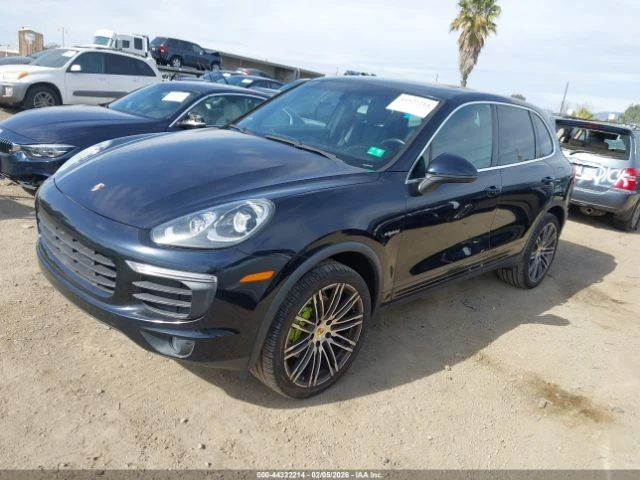 Porsche Cayenne S* E-HYBRID* FACE* PDK* ПОДГРЕВ* КАМЕРА* КЕЙЛЕС, снимка 3 - Автомобили и джипове - 53649713