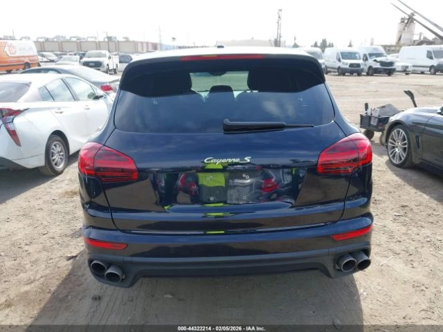 Porsche Cayenne S* E-HYBRID* FACE* PDK* ПОДГРЕВ* КАМЕРА* КЕЙЛЕС, снимка 8 - Автомобили и джипове - 53649713