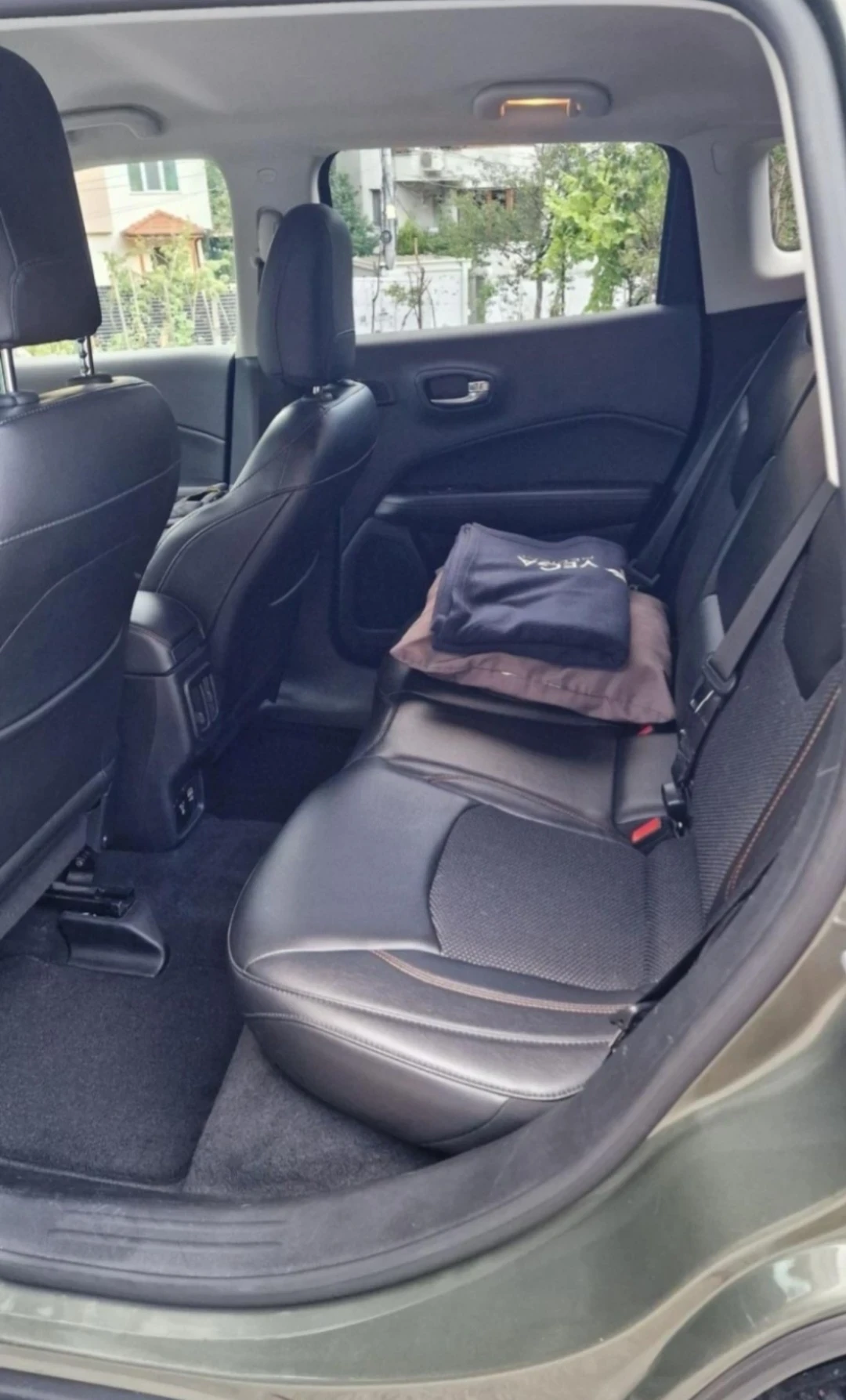 Jeep Compass 4x4 - 2.0 - 170 к.с. - 73 хил. км. - Limited  - изображение 8