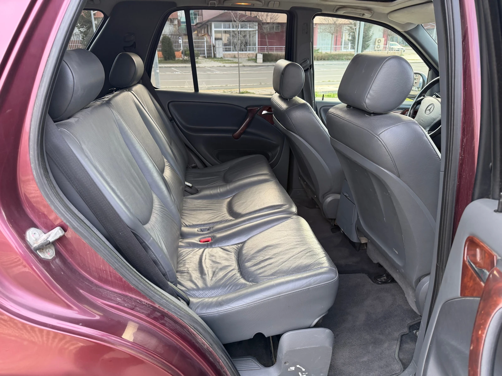 Mercedes-Benz ML 320 GAS, NAVI., снимка 11 - Автомобили и джипове - 54084118