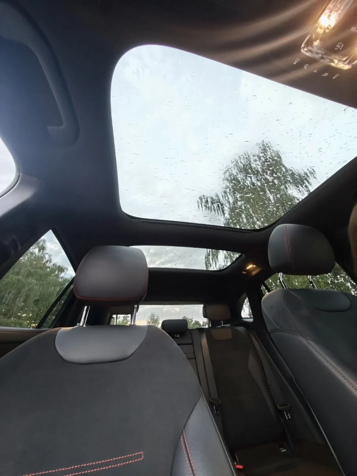 Mercedes-Benz GLA 250, снимка 12 - Автомобили и джипове - 54114888